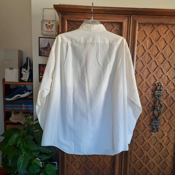 🌟FREE with purchase🌟 Off White Long Sleeve Button Down Formal Shirt - Size L - Picture 2 of 15